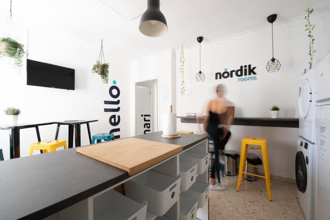 Nordik Rooms Urban - Trinidad "Copenhague" Málaga Buitenkant foto